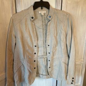 Fitted linen jacket